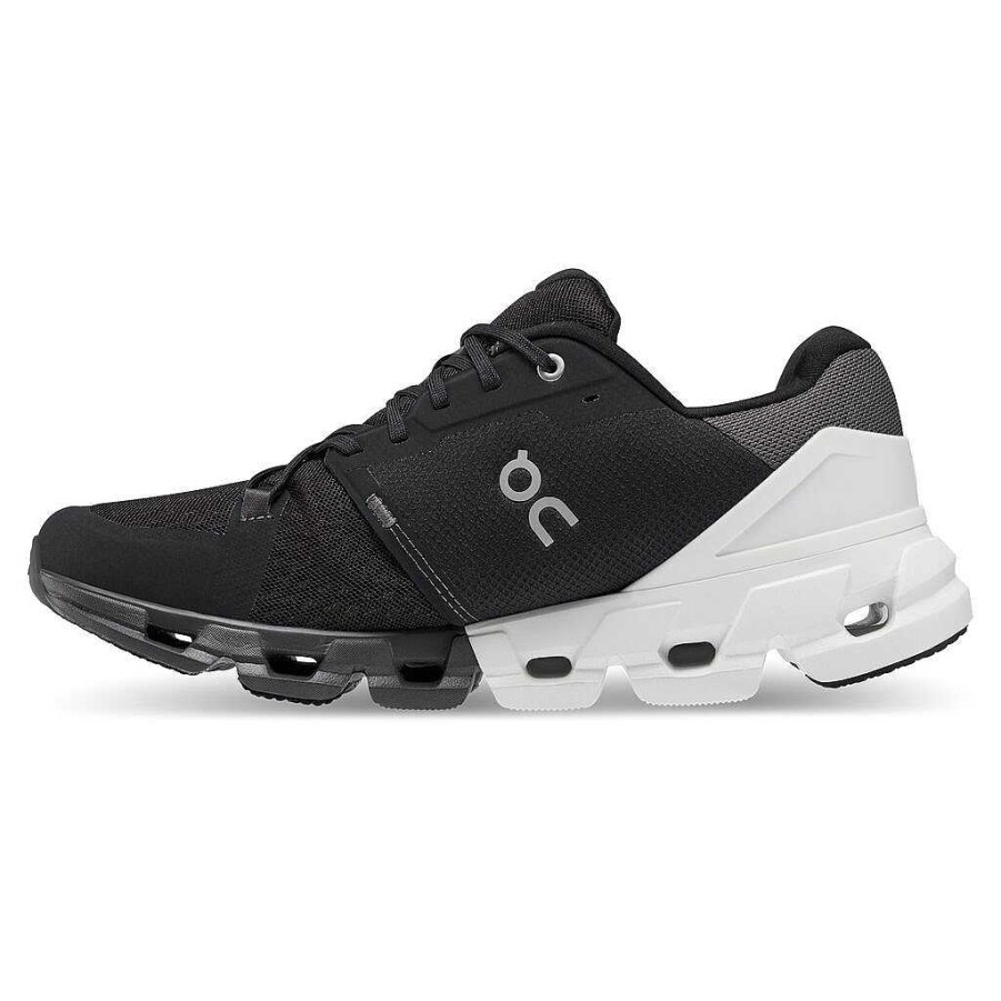 Men On Cloud | Men'S On Cloudflyer 4 - Black/White