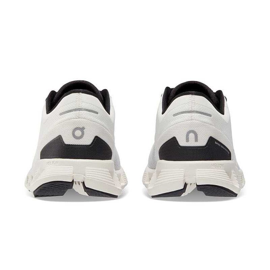 Women On Cloud | Women'S On Cloud X 3 - White/Black